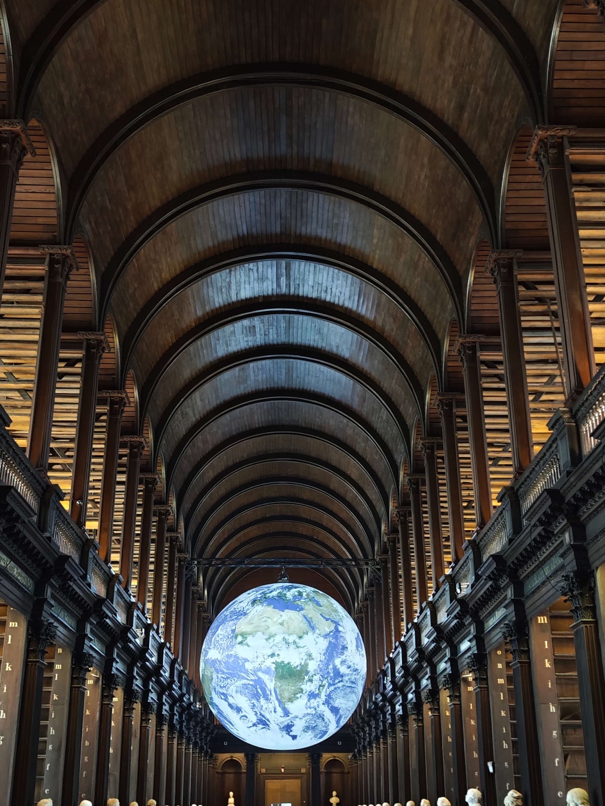 ireland-library